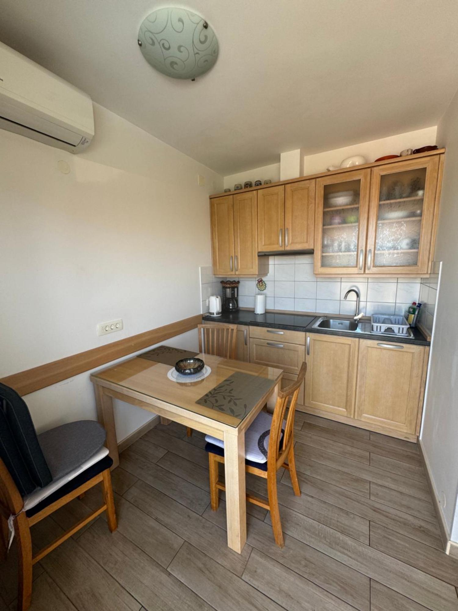 Apartments And Rooms Orazem Zoro Portoroz Bagian luar foto