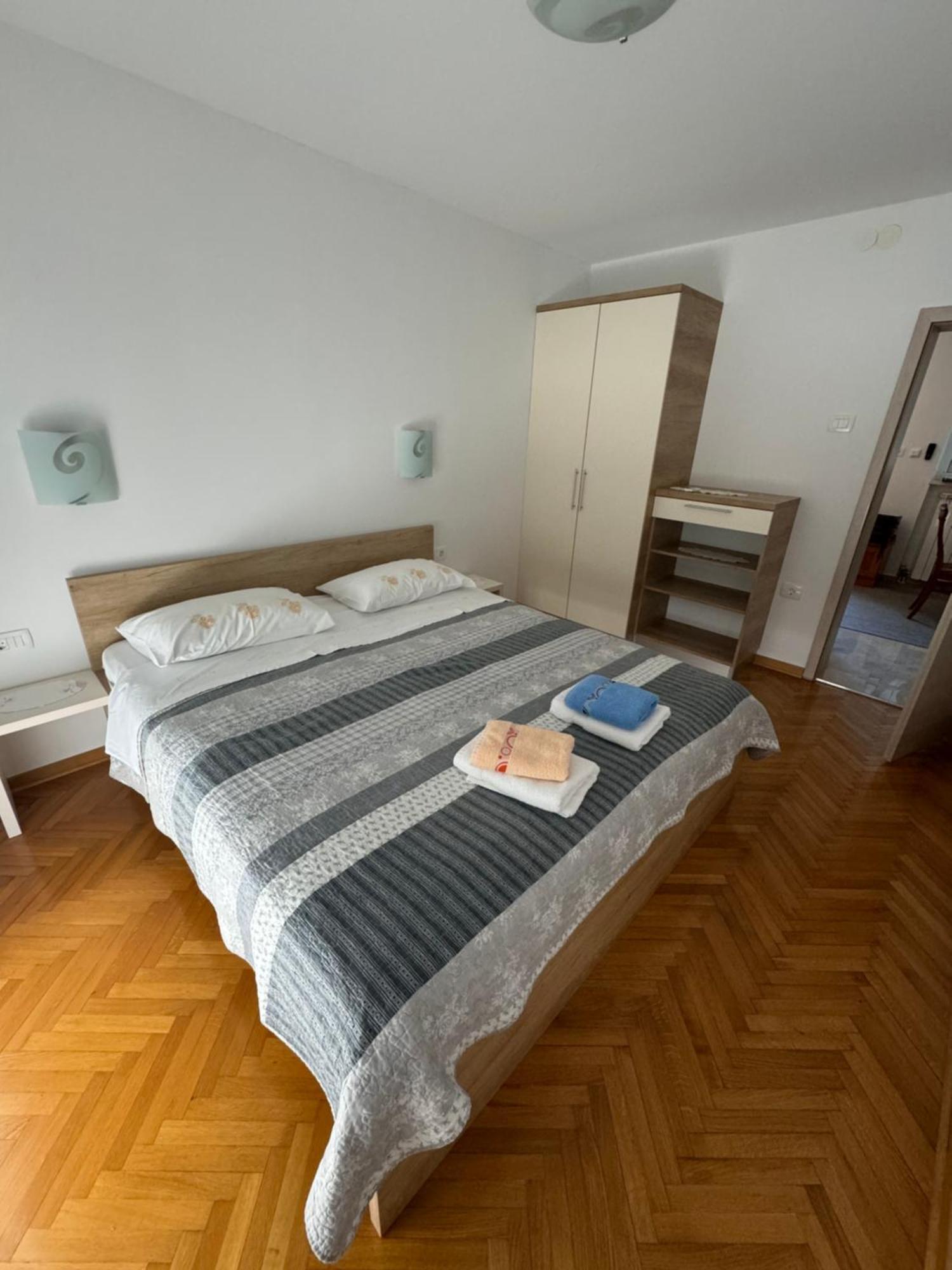 Apartments And Rooms Orazem Zoro Portoroz Bagian luar foto