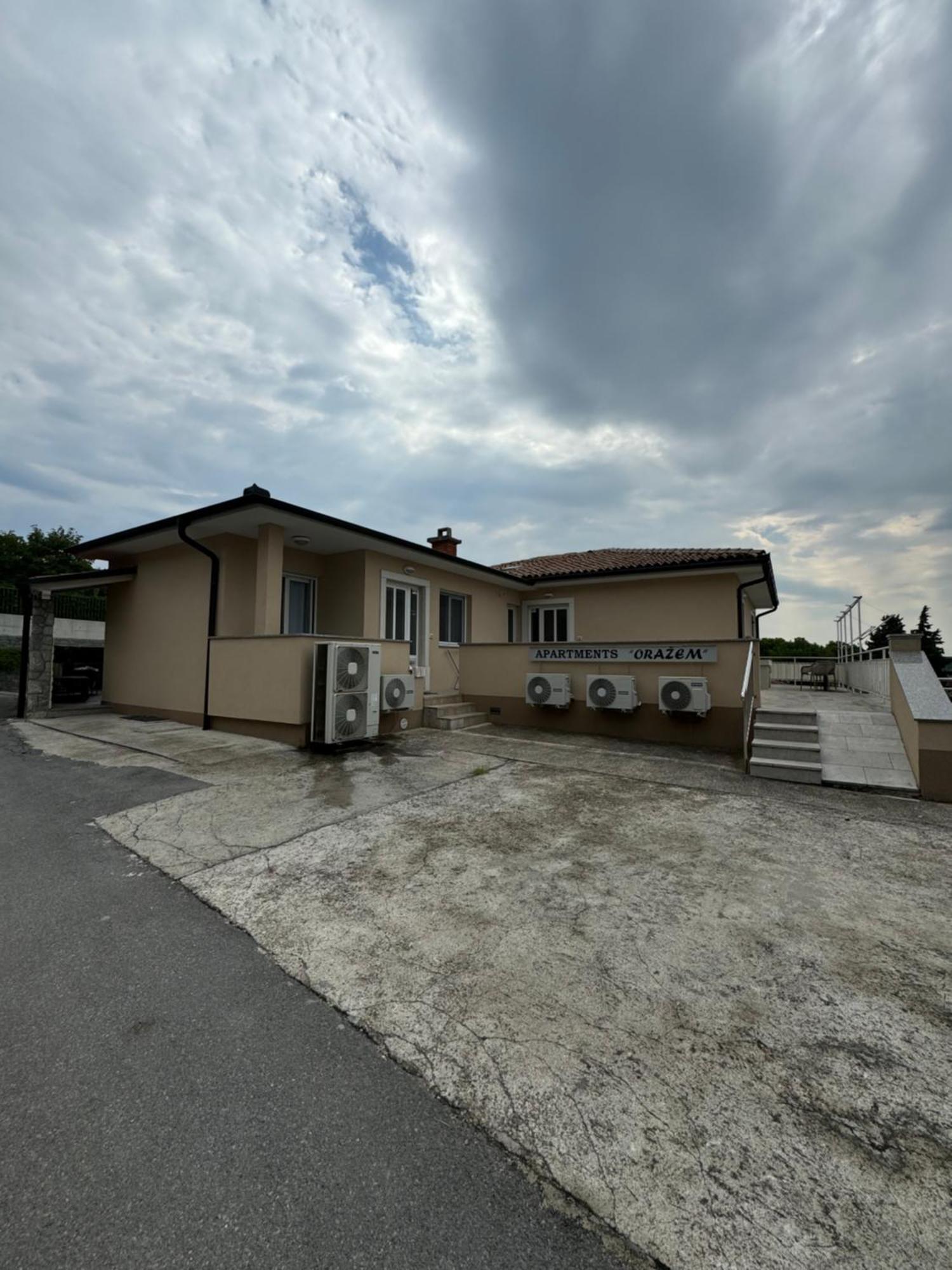Apartments And Rooms Orazem Zoro Portoroz Bagian luar foto
