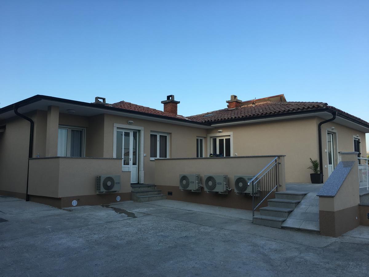 Apartments And Rooms Orazem Zoro Portoroz Bagian luar foto